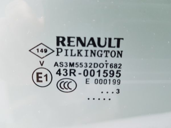 Vitre De Portes Droit Arrière Renault Captur 823008584R AS3 2003r