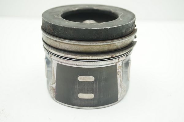 Piston Moteur   1,6 TDCI TZJA Ford Fiesta MAHLE