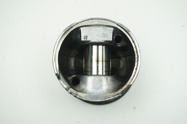 Piston Moteur   1,6 TDCI TZJA Ford Fiesta MAHLE