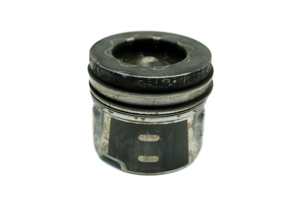 Piston Moteur   1,6 TDCI TZJA Ford Fiesta MAHLE