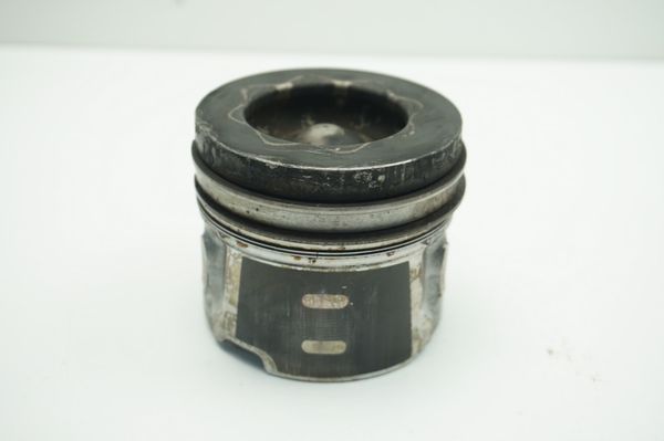 Piston Moteur   1,6 TDCI TZJA Ford Fiesta MAHLE