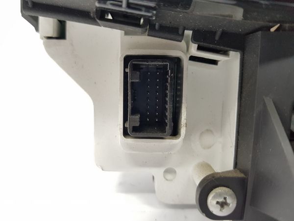 Bloc Compteurs Vitesse  Toyota Yaris 83800-0DJ00 838000DJ00 17581