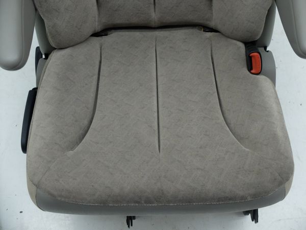 Siège ,fauteuil Droit Arrière Chrysler Voyager 4 2001-2007 1009