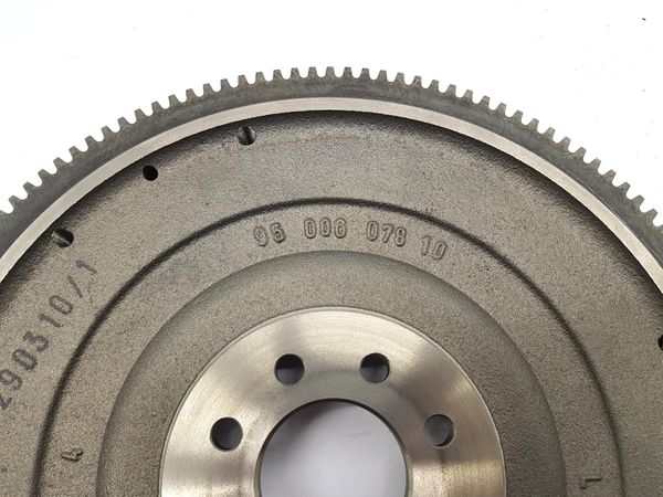 Volant Bi-masse Xsara ZX 306 XM Expert 2.0i 0532F2 d'Origine Citroen Peugeot