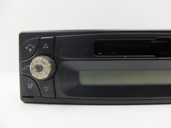 Radiocassette  Mercedes A0048200786 BE4513