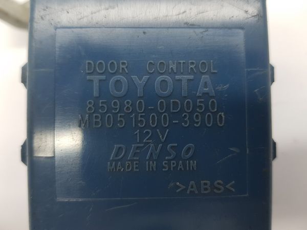 Calculateur  Toyota 859800D050 MB0515003900 Denso